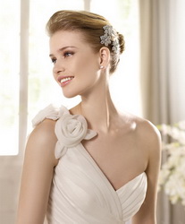 vestido-de-novia-2013-modelo-cprch-[3]-17414-p_resize