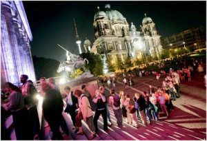Когда проходит фестиваль «Длинная ночь музеев» в Берлине.Дата в 2013 году